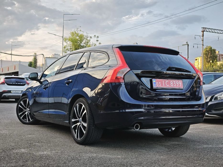 Volvo V60 Facelift 2016 2.0 D3 Механіка ВІДЕО