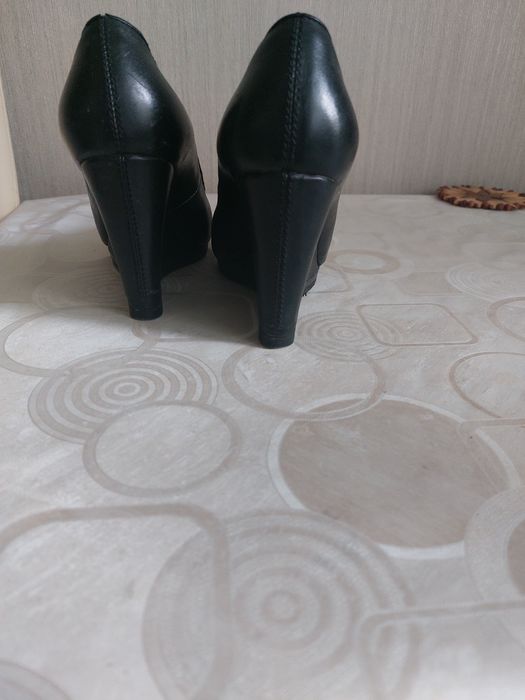 Туфлі шкіряні 37р.