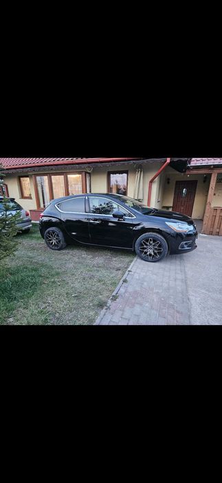 Samochód osobowy citroen ds4