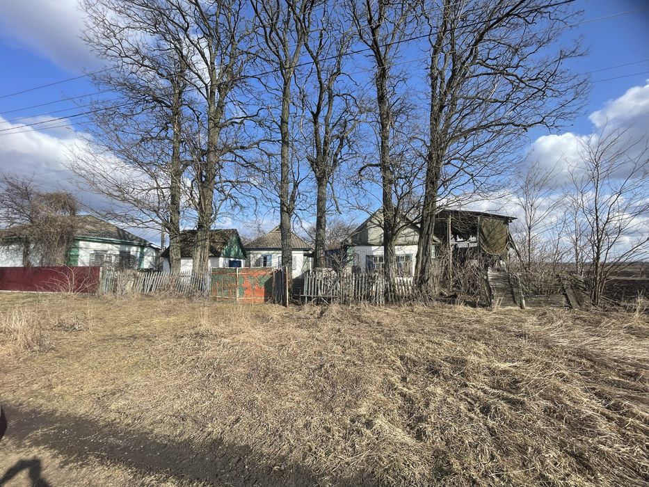 Продам 2- ва будинки , або обмін на авто)