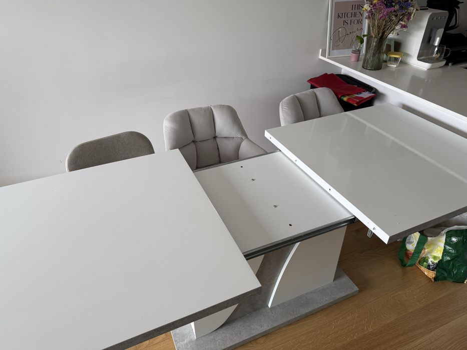 Mesa de jantar extensível