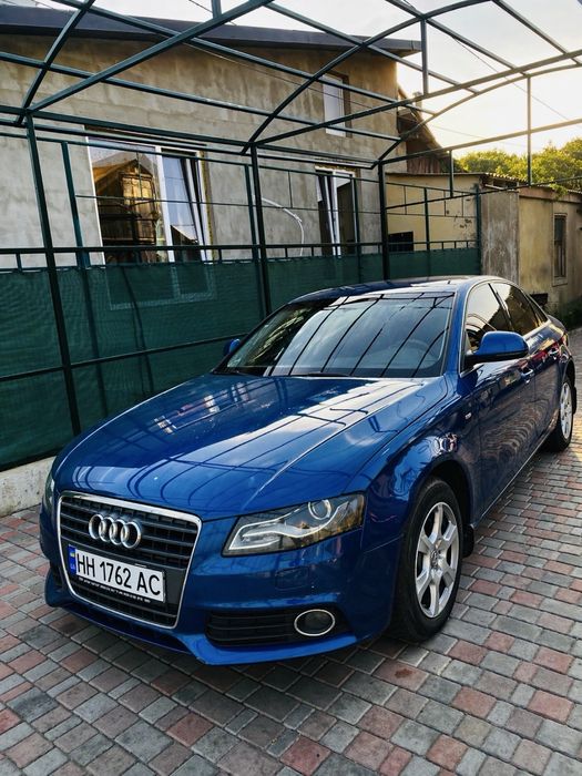 Продам audi a4 b8
