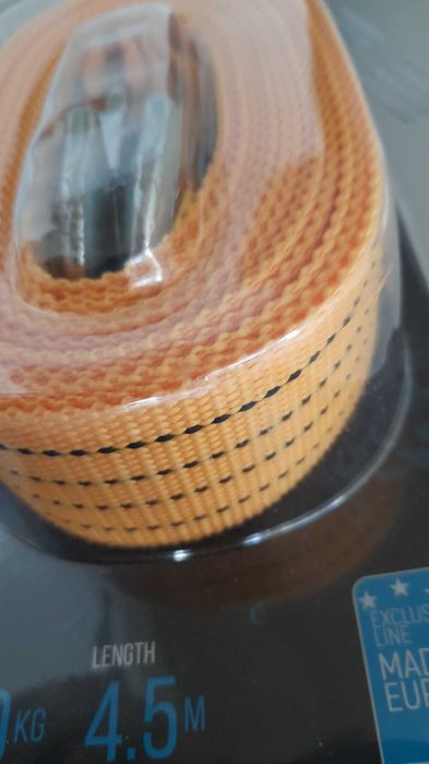 Продаю трос буксировочный широкий 5см/3т цвет желтый два крюка