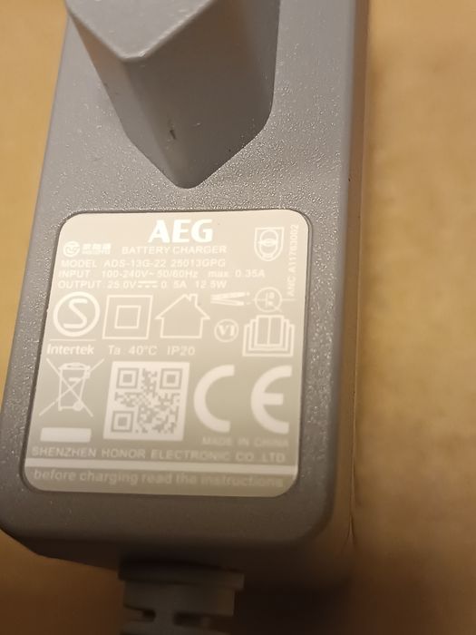 _ Odkurzacz pionowy AEG CX7/Electrolux ErgoRapido-stacja ładująca