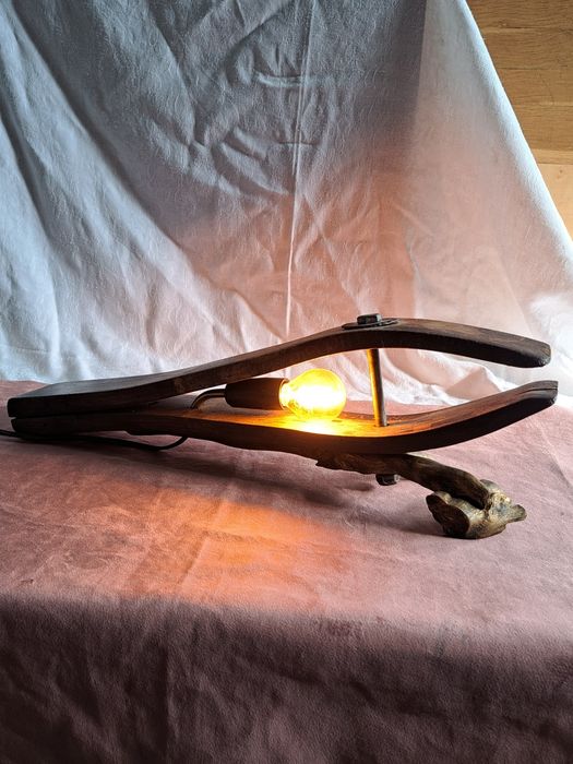 Lampka nocna z zacisku stolarskiego