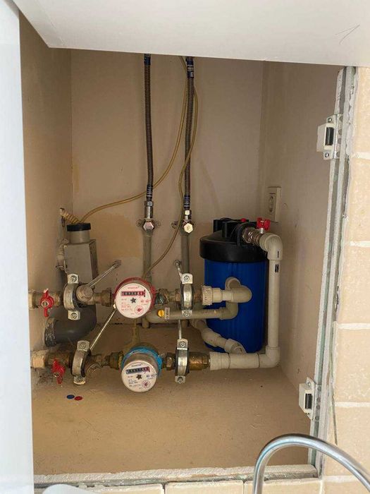 продам  2х комнатную квартиру в новом комплексе -море, парк- генератор