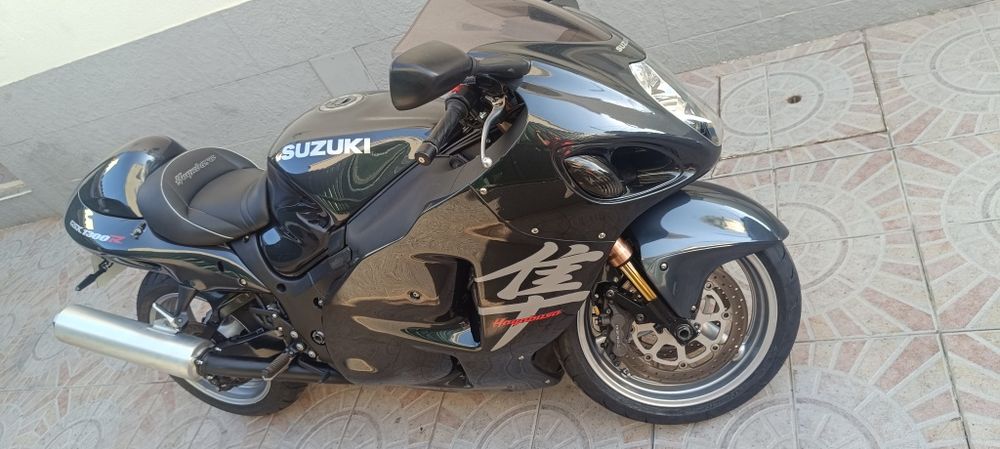 Suzuki Hayabusa 99 como nova