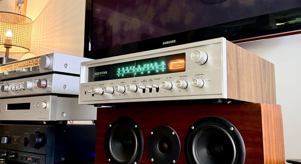 Sanyo DCX 2500 (Neufunk) bardzo dobrze grajacy ampliuner z dobrych czasow vintage