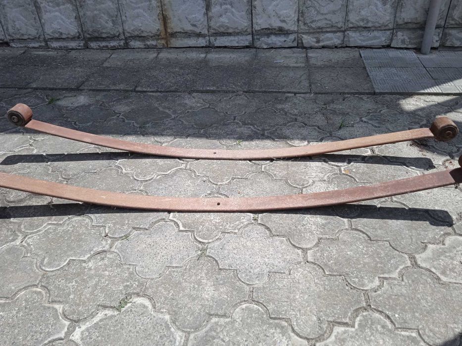 Ресора до буса мерседес