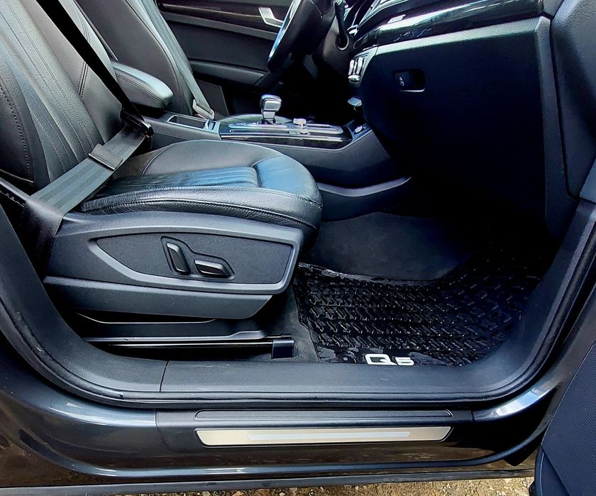 AUDI Q5  Premium  plus  2.0  2018