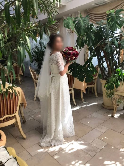 Весільна сукня ( 46 розмір)