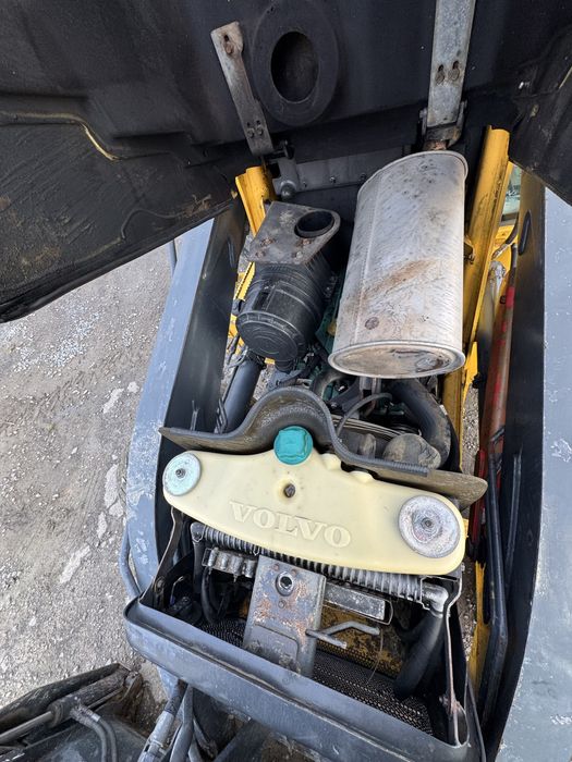 Ескаватор-навантажувач Volvo BL 61B 2008р.