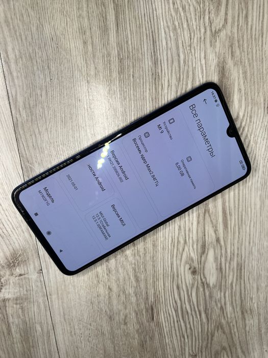 Xiaomi mi 9 6/64gb
