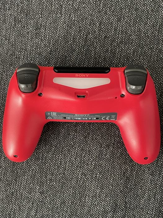 Playstation 4 Slim 1tb + 2 Dualshock 4 Version 2 + БОНУС!