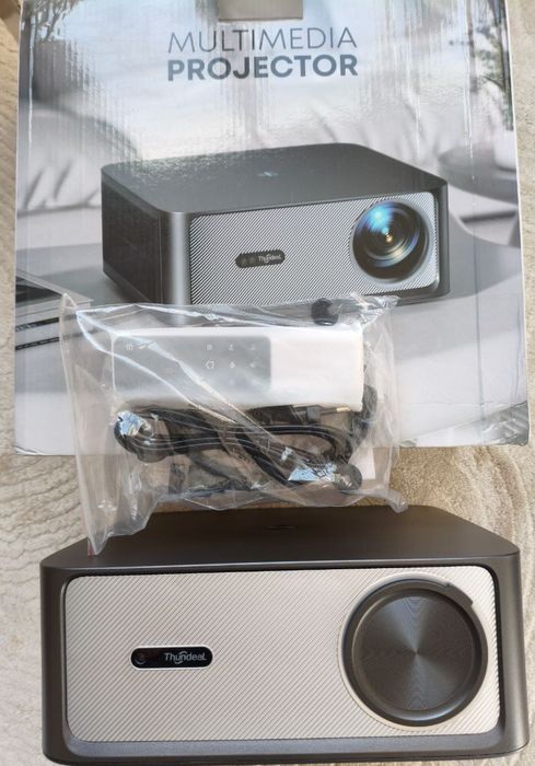 Продам проектор Thundeal TD98 Pro новый