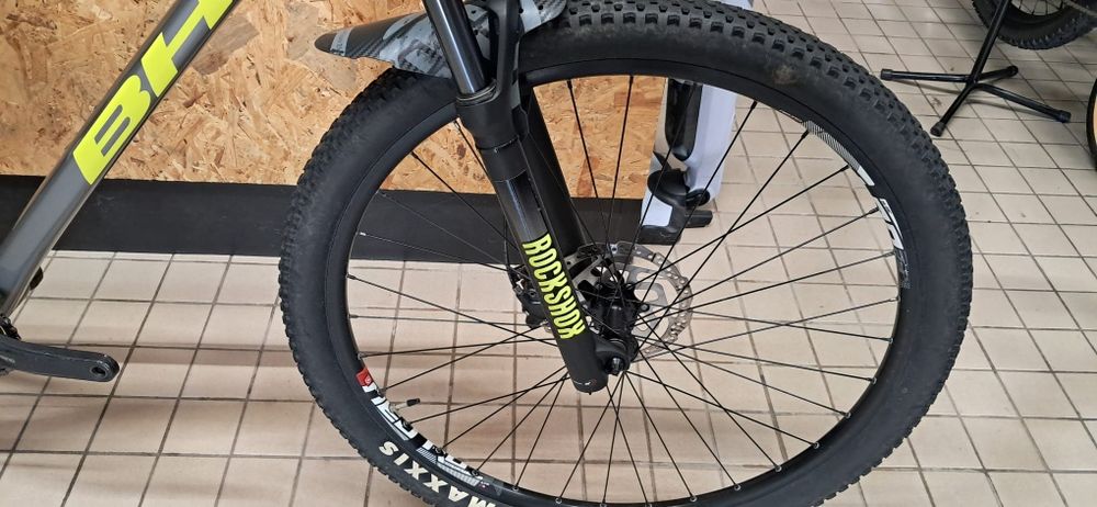 Bh ultimate 29 L carbono 12x1v