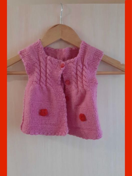 Жилетка вязана для дівчинки від 6 місяців