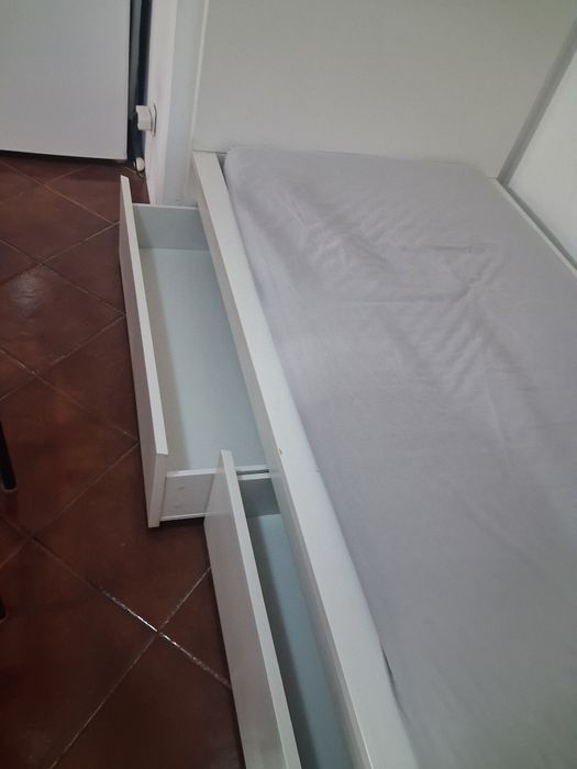 Cama solteiro ikea