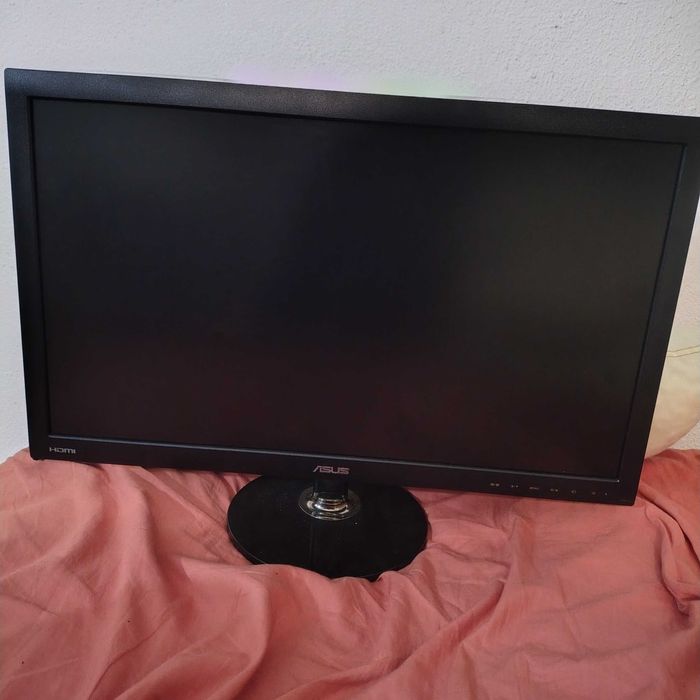 Monitor Asus 24" LED