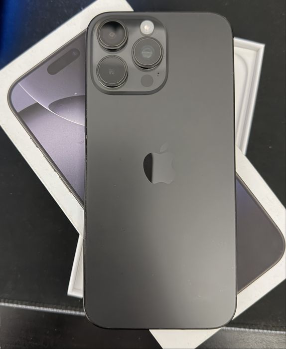 iPhone 16 Pro Max + Apple Watch Ultra 2 - Tudo Imaculado