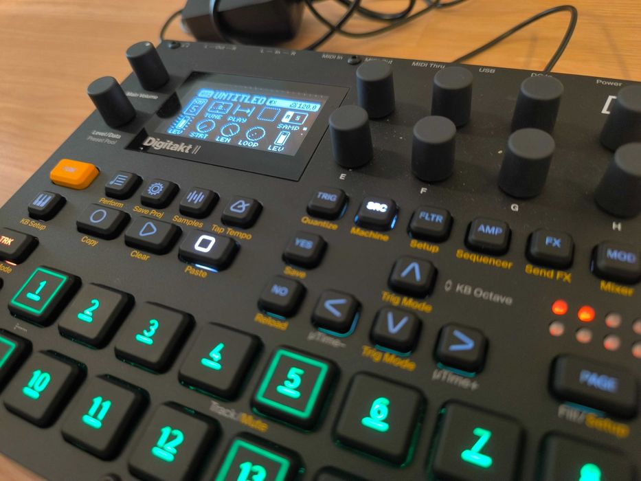 Elektron Digitakt II - Drum Machine / Sequenciador