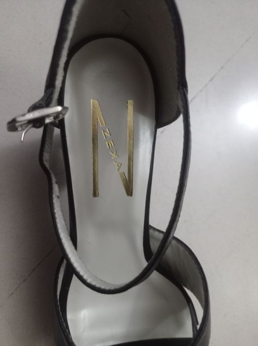 Sapatos Zeka de pele 37 Novos
