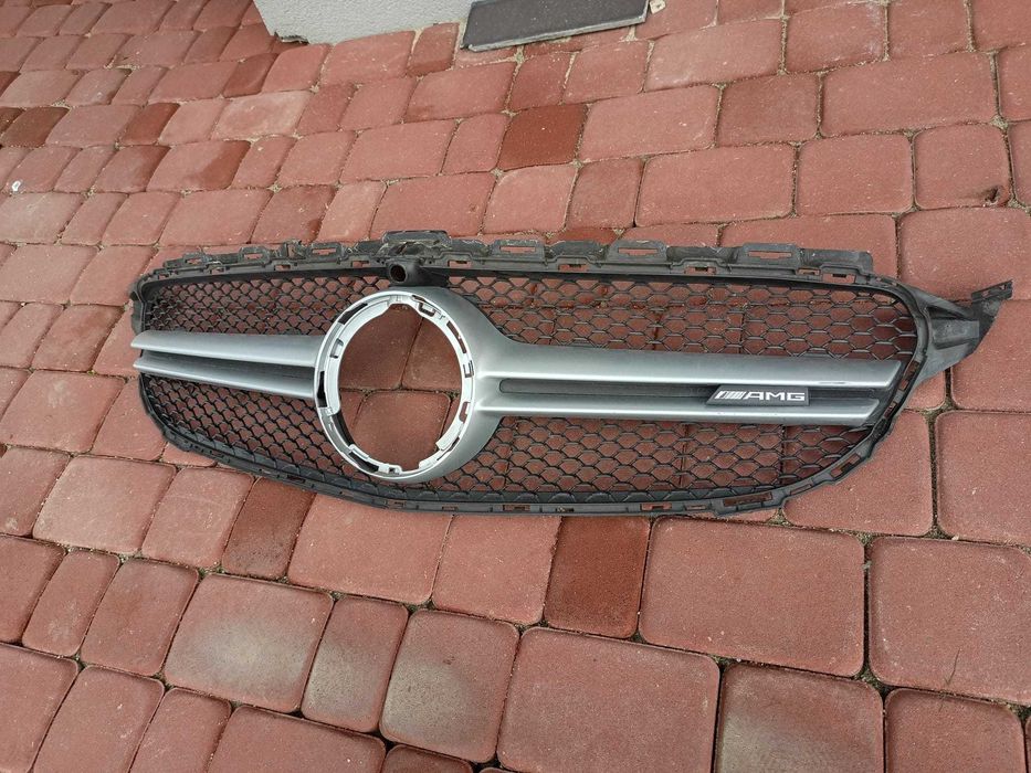Grill Mercedes W205 c43 AMG