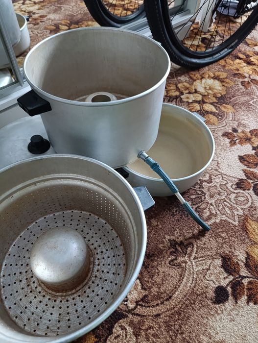 Соковарка алюміній