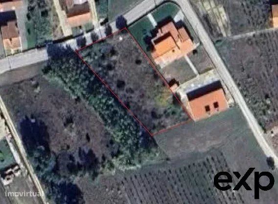 Terreno com Acessibilidade e Infraestrutura em Outeiro de Baixo — S. Lourenço Do Bairro, Aveiro