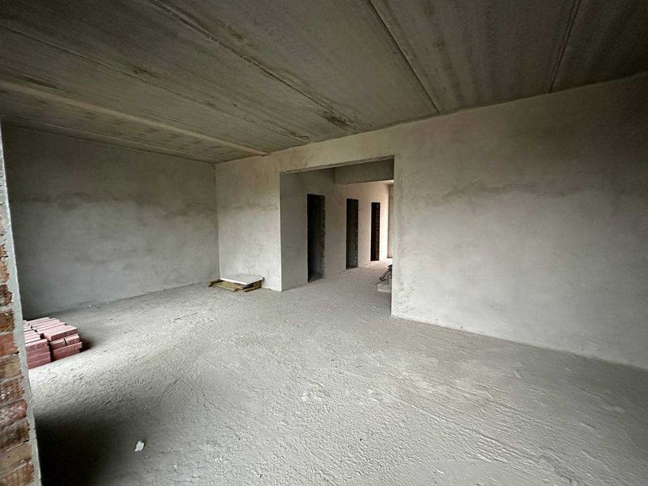 Просторий двоповерховий будинок площею 180м² у межах Івано-Франківська