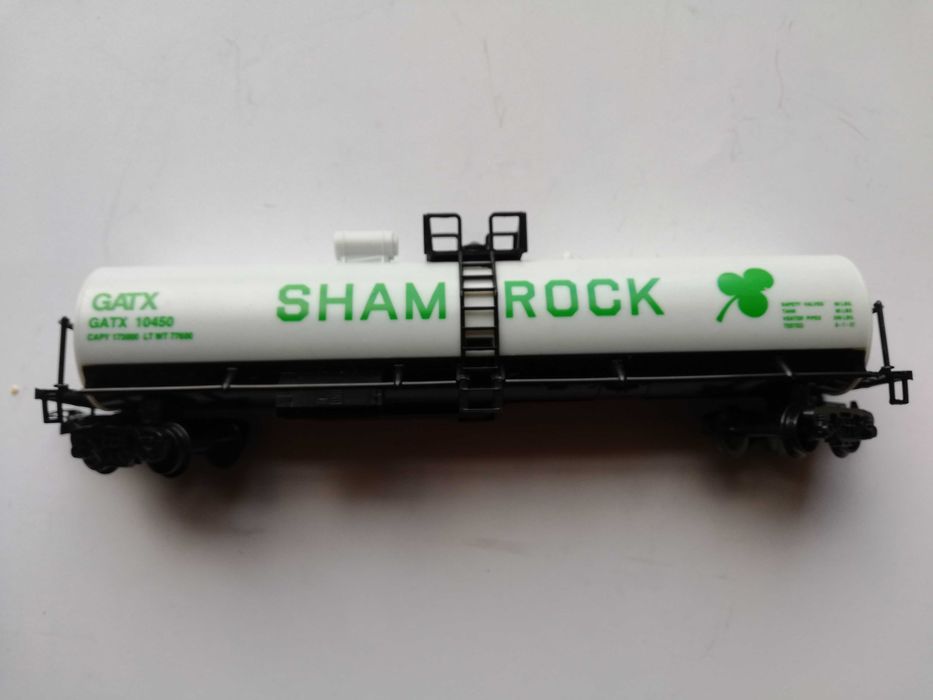 Comboios eletricos"HO" vagão transporte combustível,novo;ler anuncio