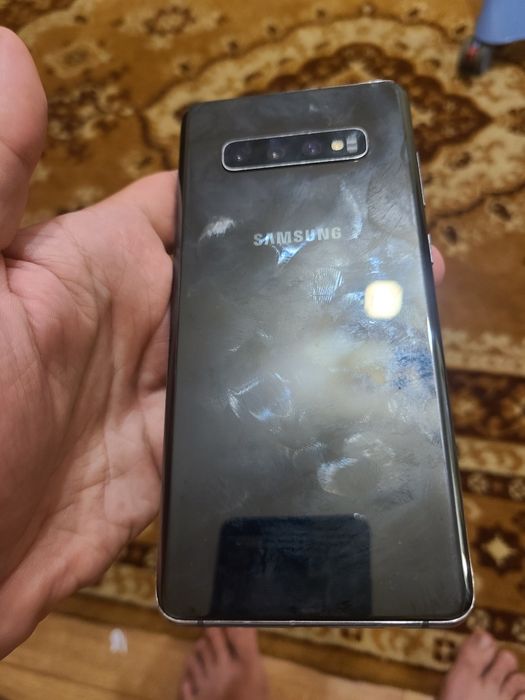 Samsung galaxy s10 plus + 128 на запчасти Sm g975f/ds