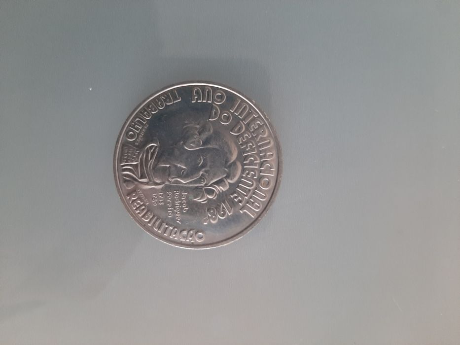 moeda comemorativa 100 escudos 1981