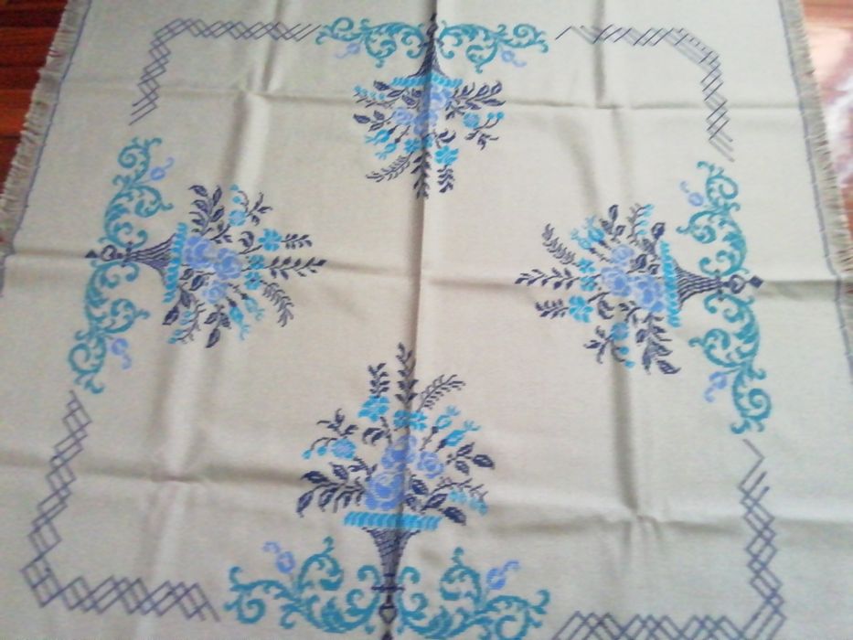 Toalhas bordadas a ponto de cruz