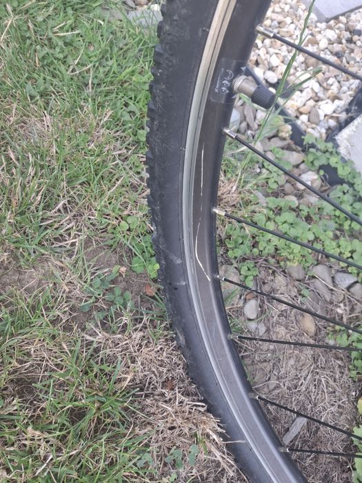 Rower Unibike prime 17 czarno-żółty