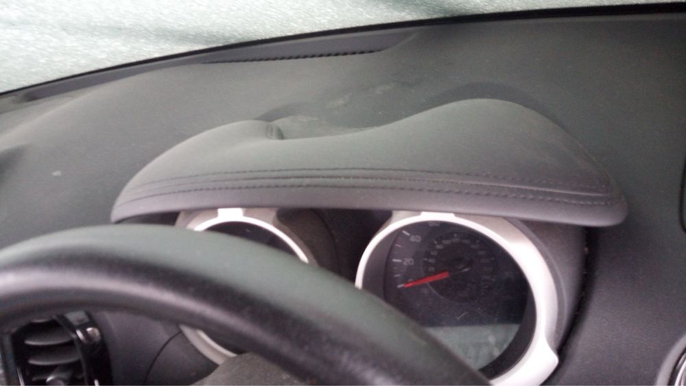 Верхня накладка козирьок спідометра приборки Nissan Juke F15 2010-2019