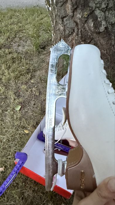 Edea overture 225 в гарному стані