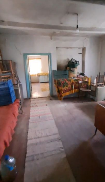 Продам будинок з земельною ділянкою