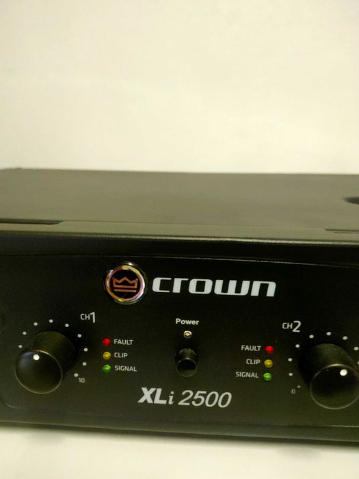 Amplificador Profissional Crown XLi 2500 praticamente novo