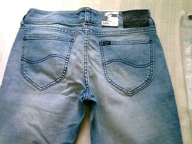 Jeans novos tamanho 40