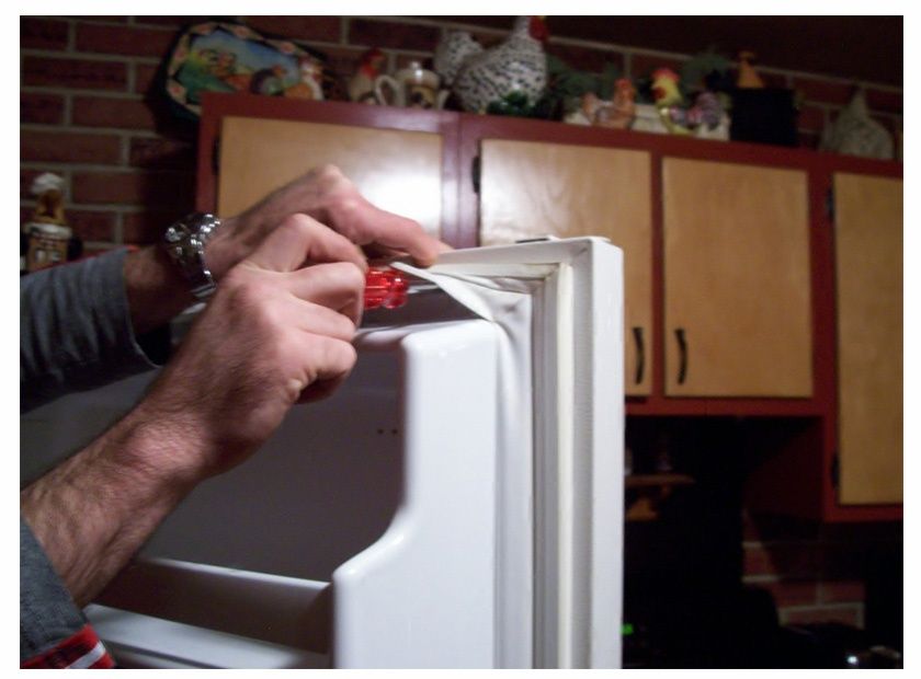 Замена уплотнителя на холодильнике резины - Побутова техніка Київ на Olx