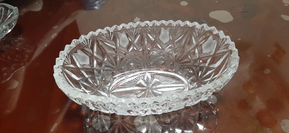 Хрустальная ваза