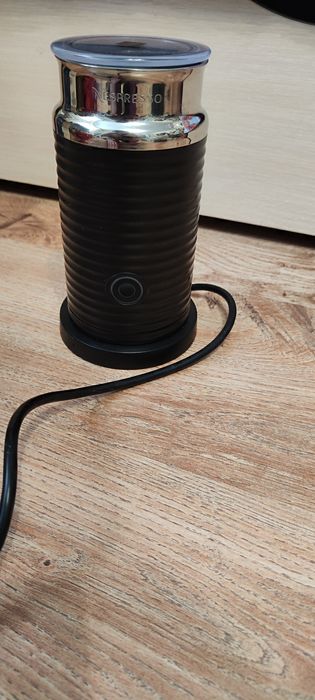электрический вспениватель молока Nespresso Aeroccino 3.