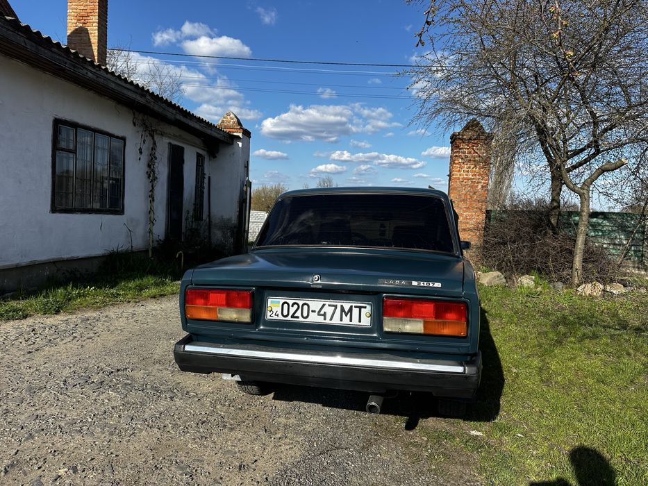 ВАЗ 2107 2001 газ бензин