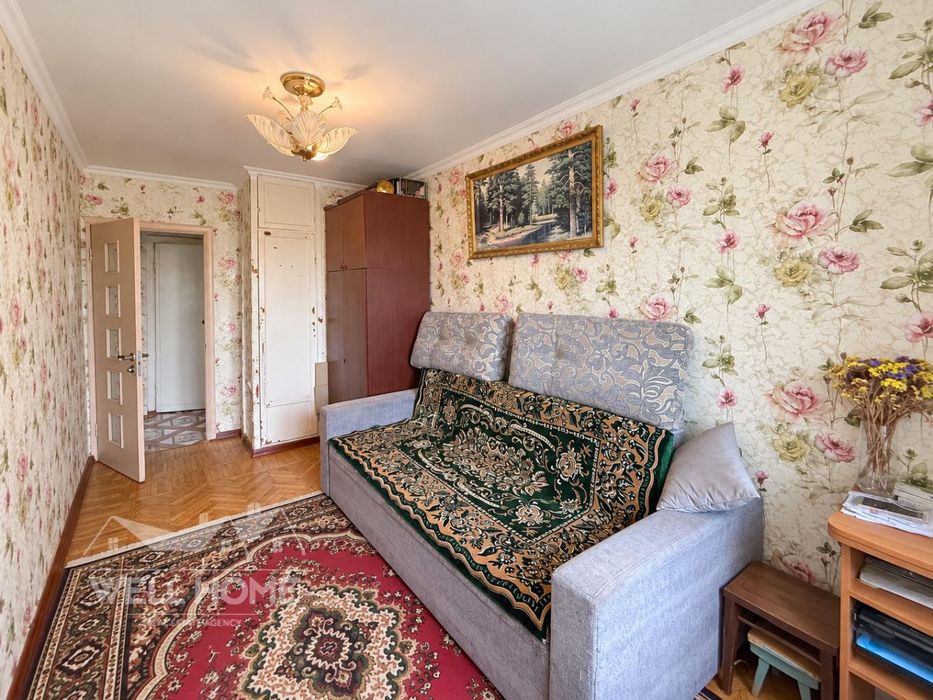 Продаж квартири 2к Алматинська, 68А Київ