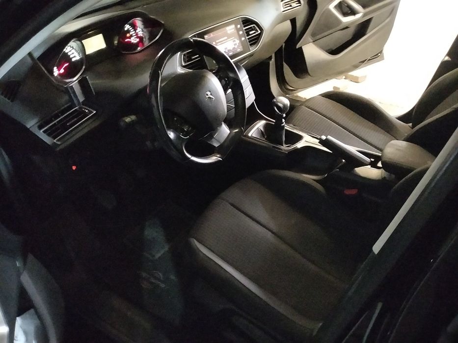 Peugeot 308 BlueHdi Style