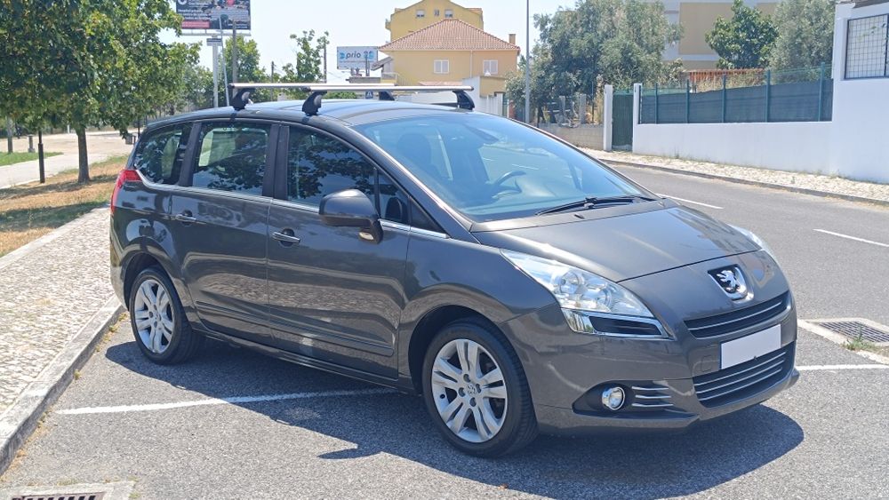 Peugeot 5008 2.0HDi 150cv Allure — photo 2
