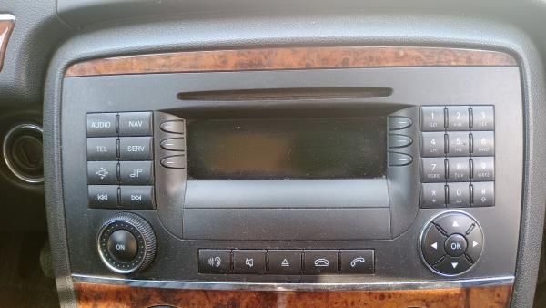 Rádio / auto-rádio MERCEDES-BENZ Classe R (W251, V251)