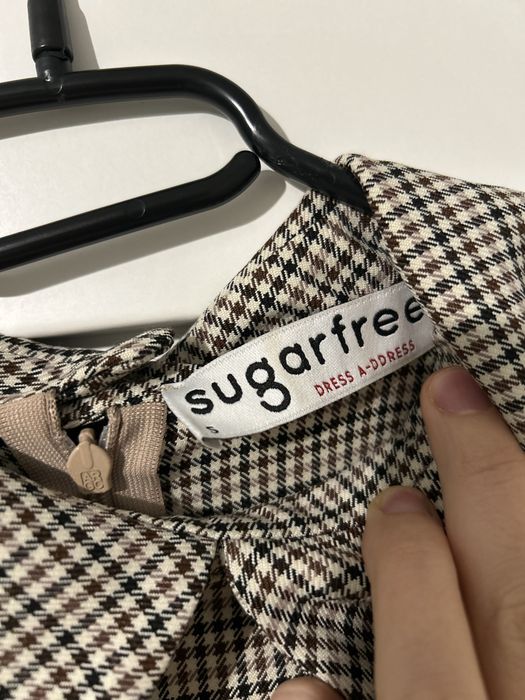 Sukienka klasyczna, biurowa Sugarfree