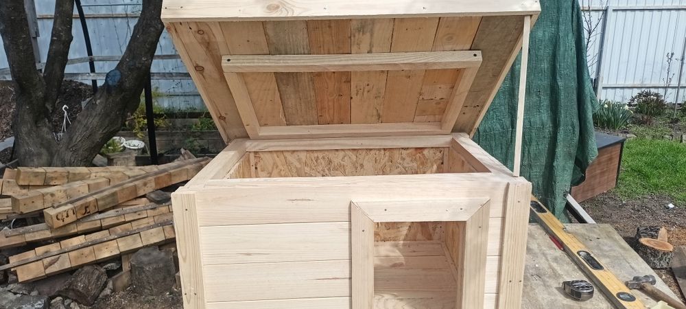 Продам будки для собак домики для котов